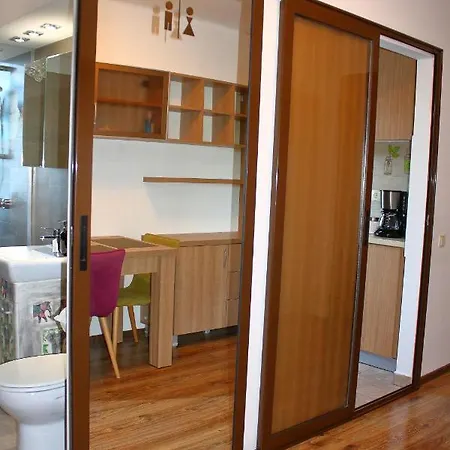 Pleasantstay Free Parking Apartment Cluj-Napoca