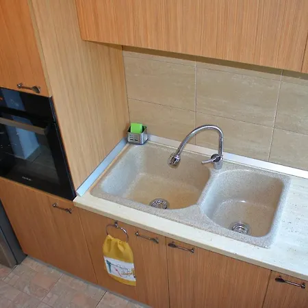 Apartment Pleasantstay Free Parking